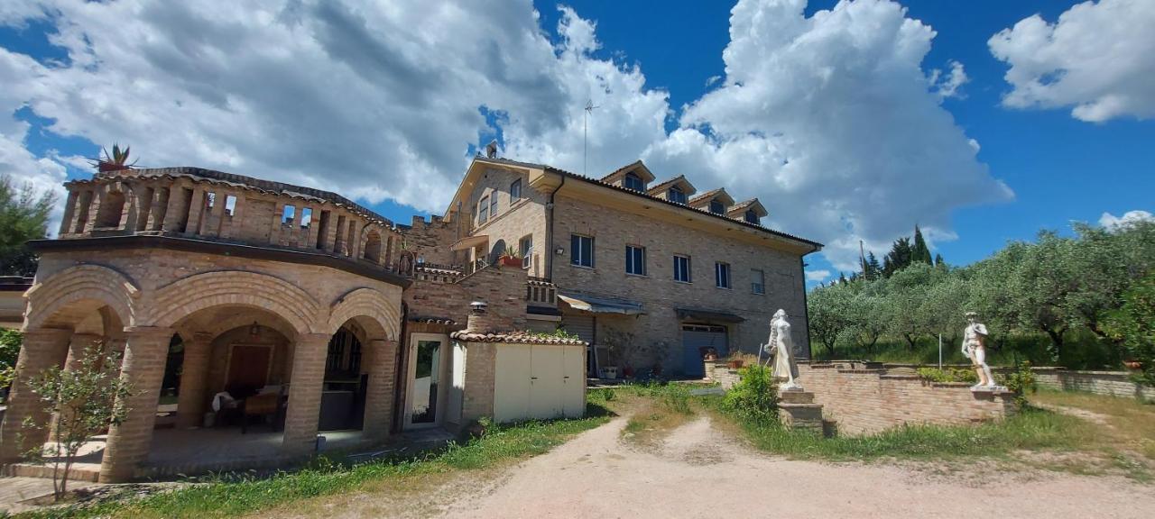 Villa Quadrifoglio Потенца Пичена Екстериор снимка